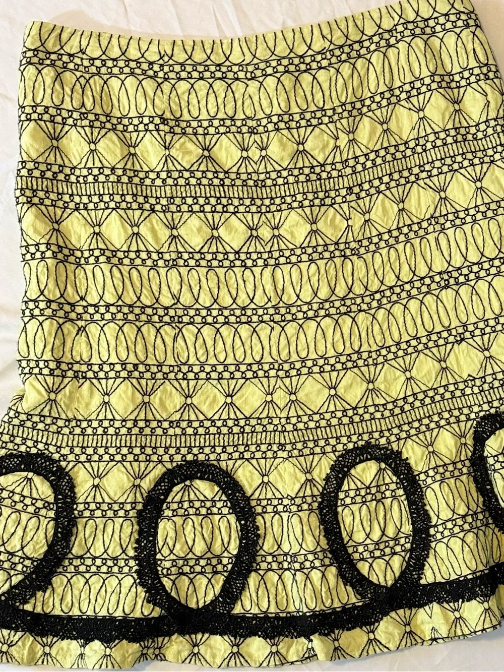 WD.NY Lime Green Y2K A-Line Skirt with Black Embroidery Size 14 (GG30)